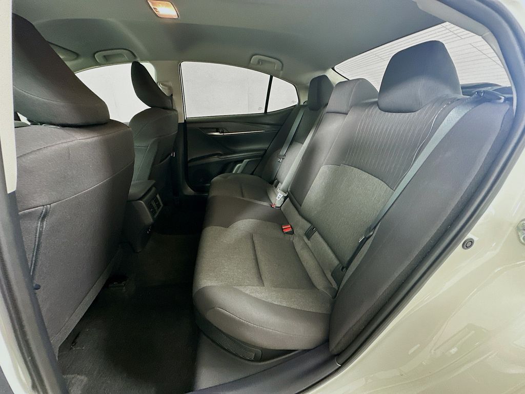 2025 Toyota Camry LE 24