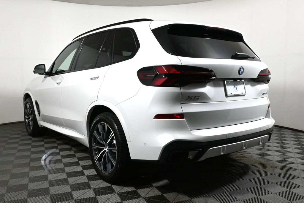 Thumbnail: 2026 BMW X5 - 5