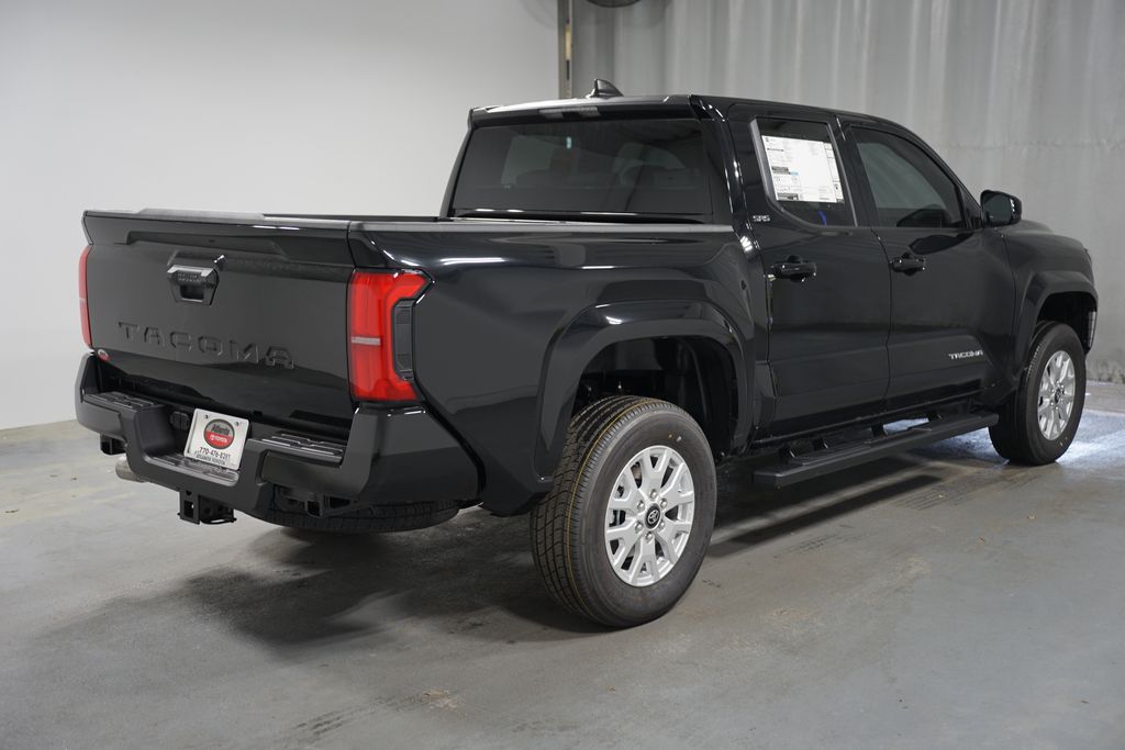 2025 Toyota Tacoma SR5 8