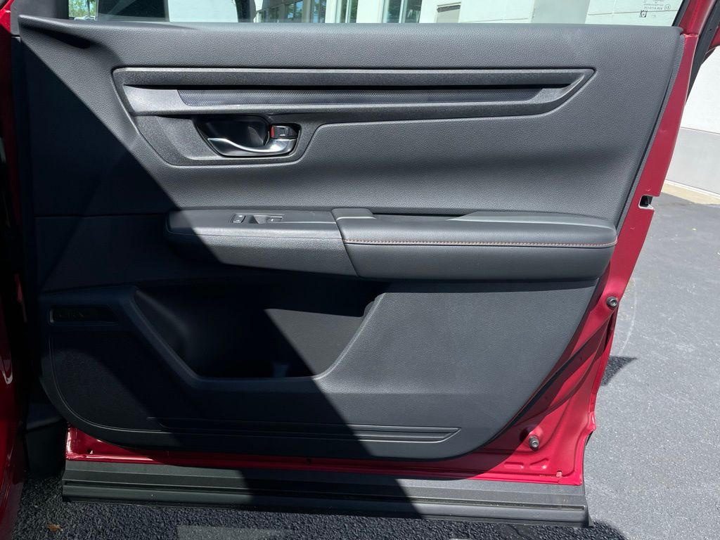 2025 Honda CR-V Sport 31