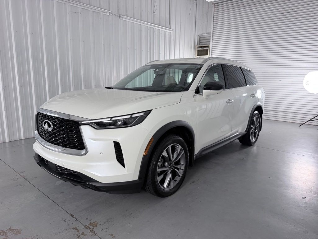2023 INFINITI QX60 Luxe FWD