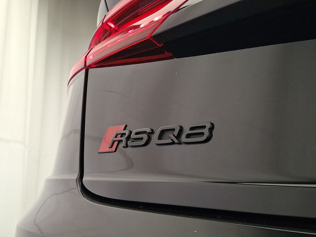 Thumbnail: 2021 Audi RS Q8 - 31