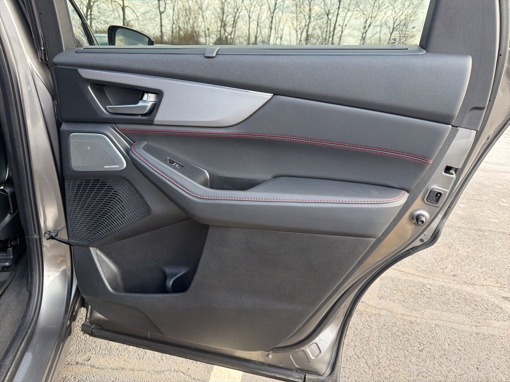 Thumbnail: 2025 Acura MDX - 26