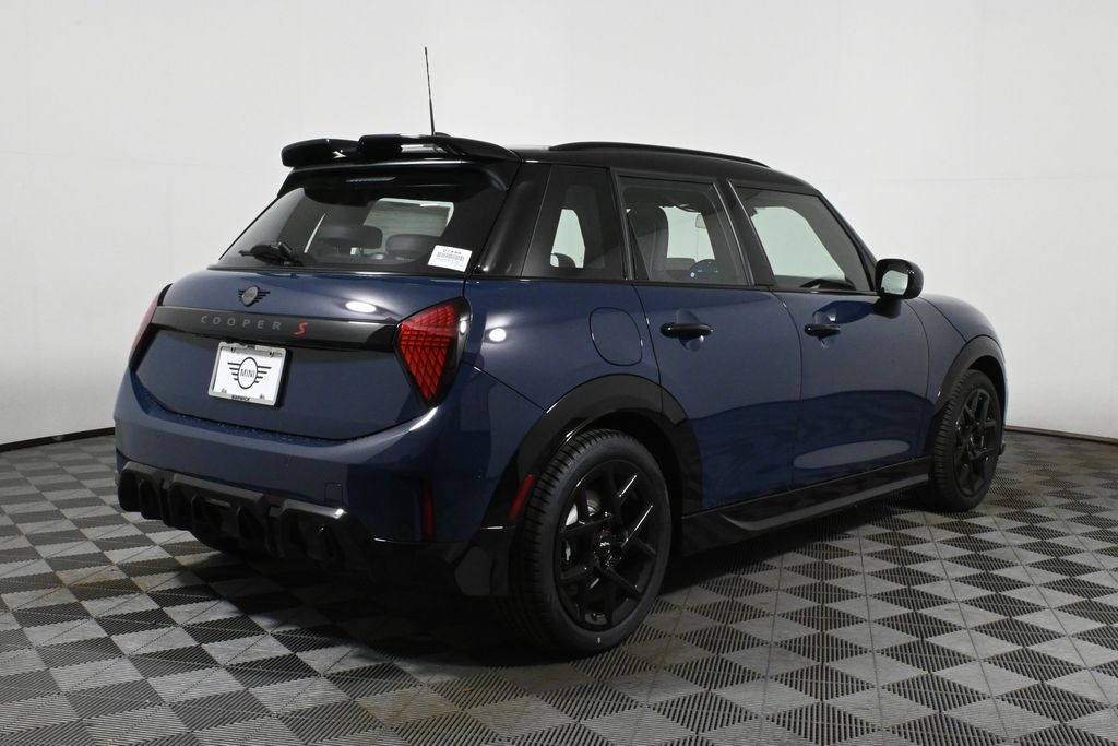 2025 MINI Cooper S 7