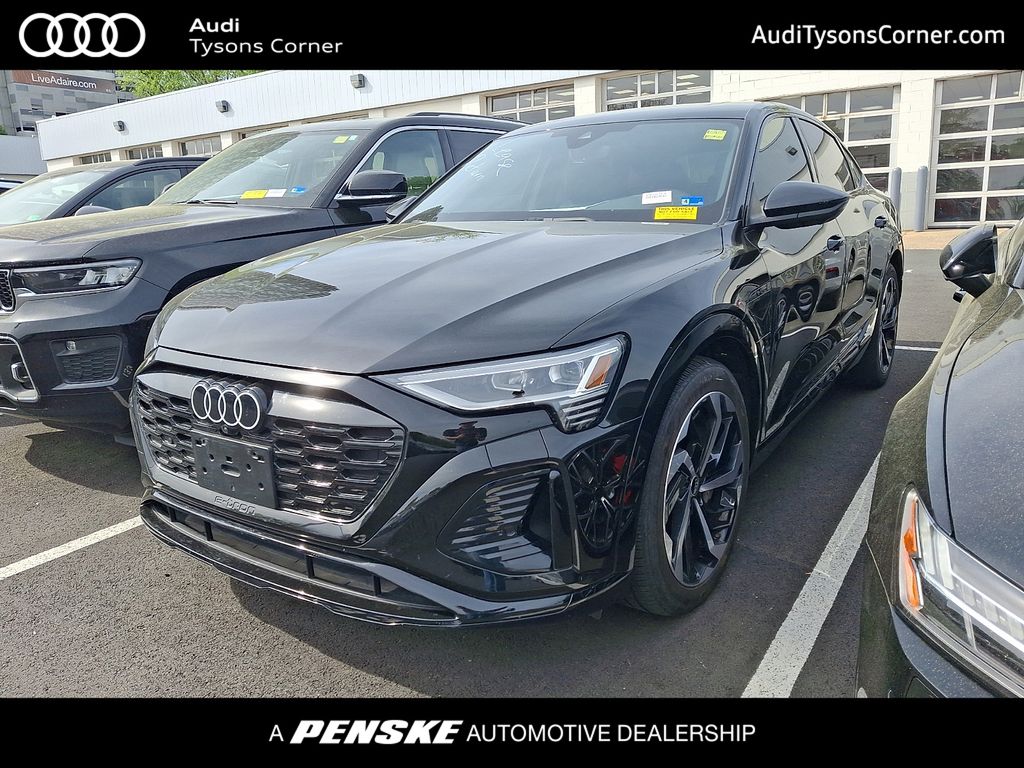 2024 Audi Q8 e-tron Premium Plus -
                  Vienna, VA