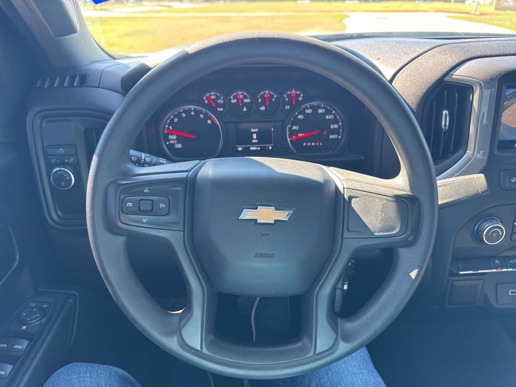 2020 Chevrolet Silverado 1500 Custom 28