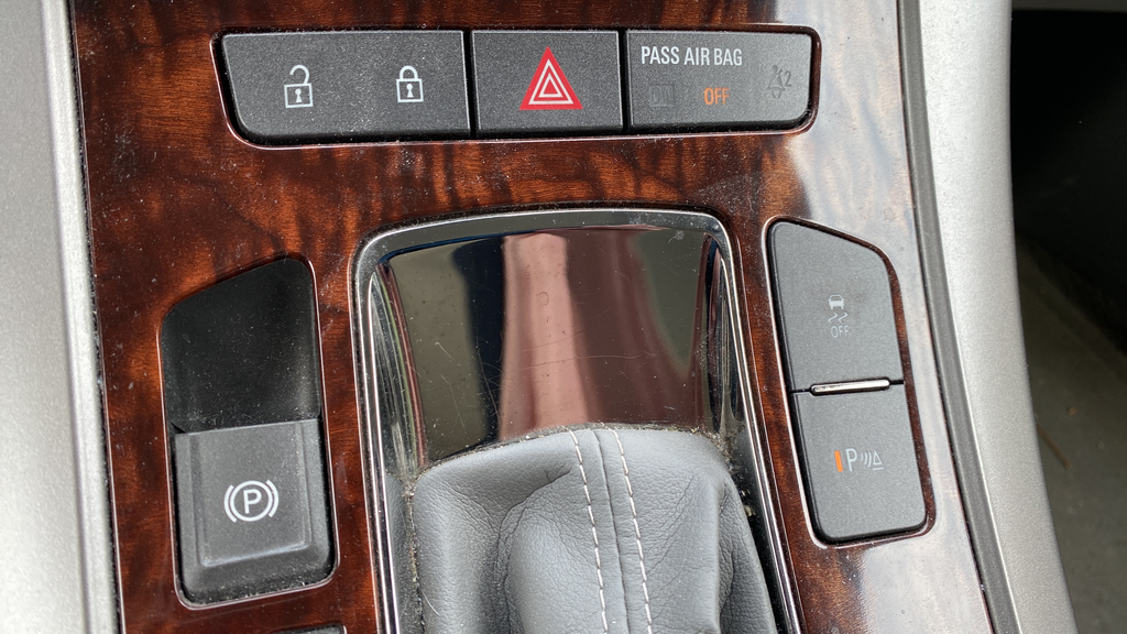 Used 2013 Atlantis Blue Metallic Buick Leather Group image 31