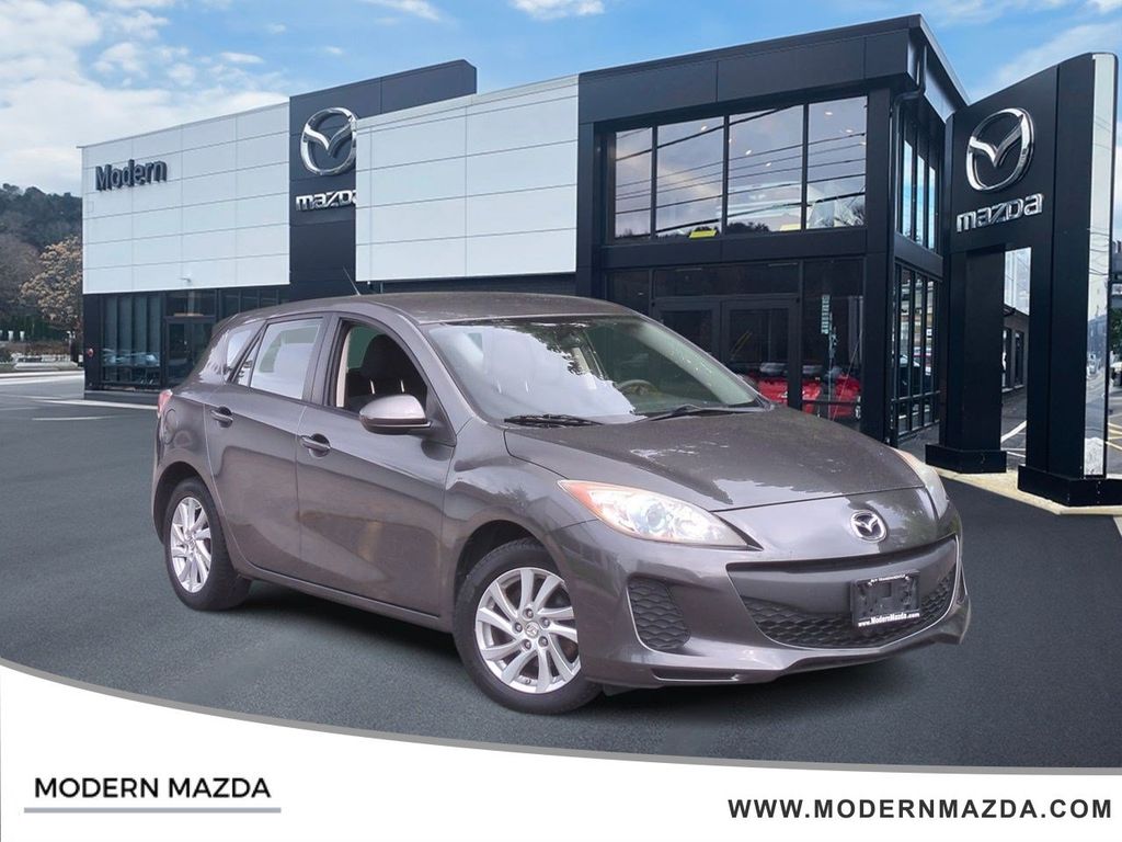 2012 Mazda MAZDA3 Gris (Graphite Mica) Hatchback Tracción delantera 6 velocidades Automática
