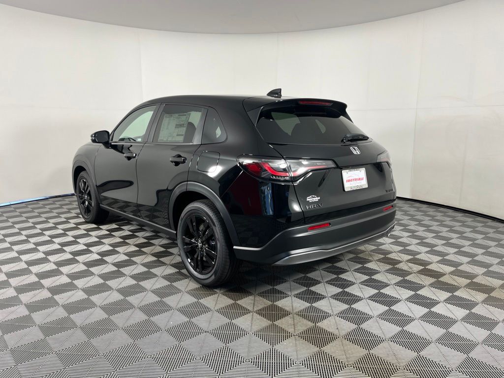 Thumbnail: 2027 Honda HR-V - 3