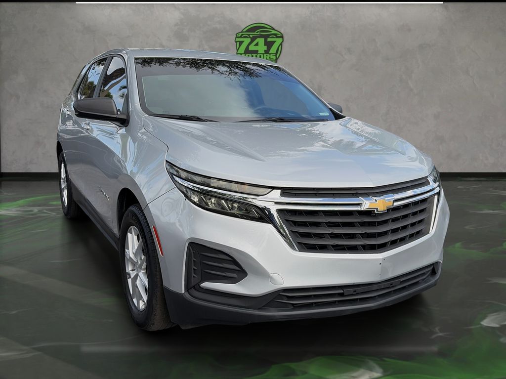 View vehicle photo 7
