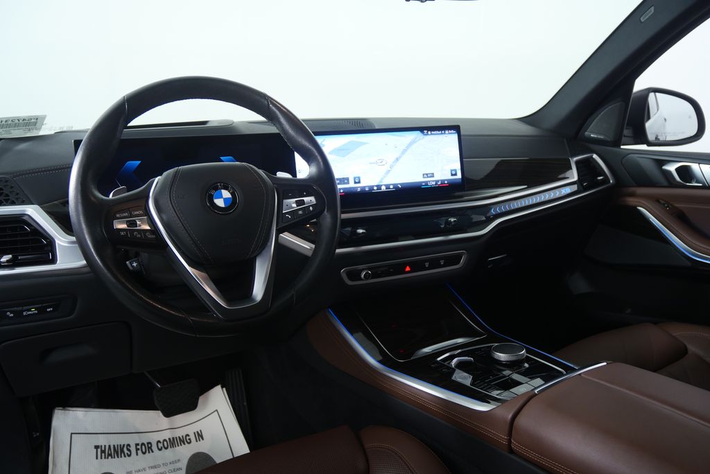 Thumbnail: 2025 BMW X5 - 16