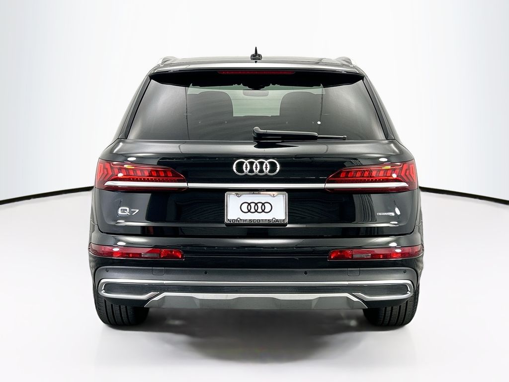 Thumbnail: 2023 Audi Q7 - 6