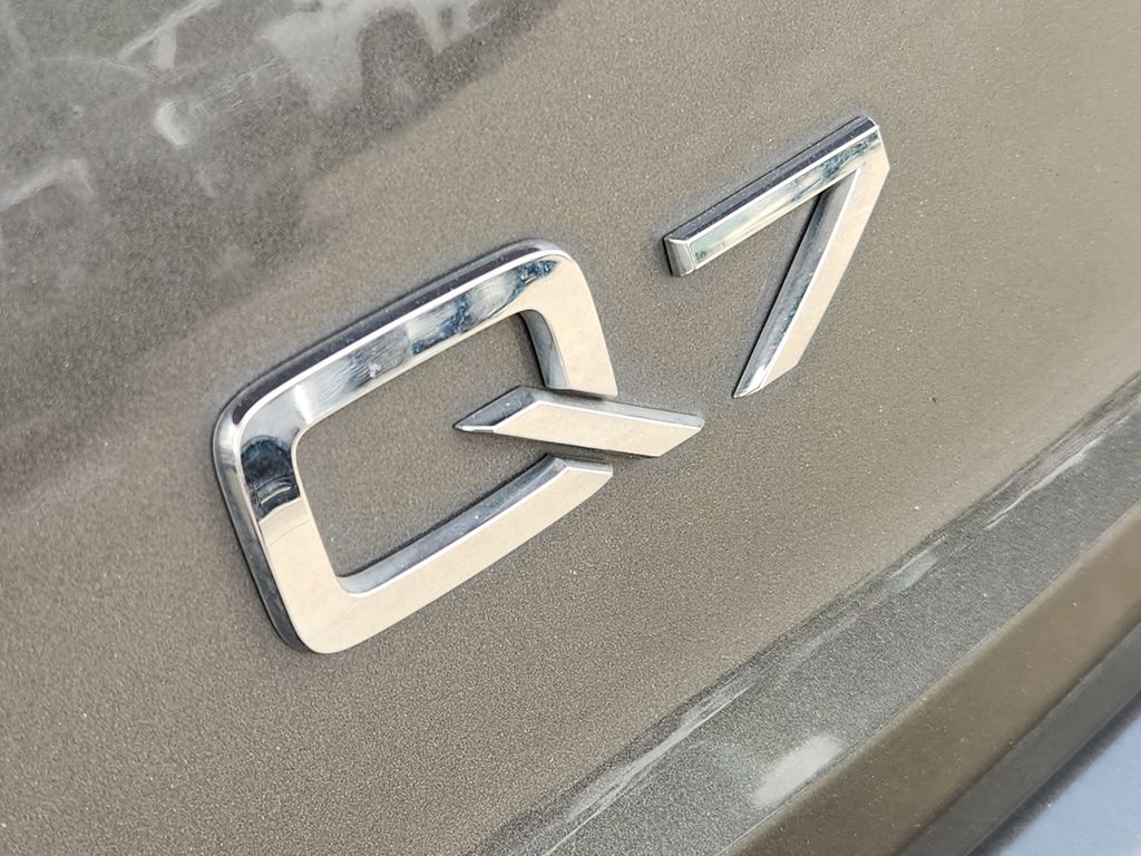 2022 Audi Q7  Gray at Ultimate Motorsports
