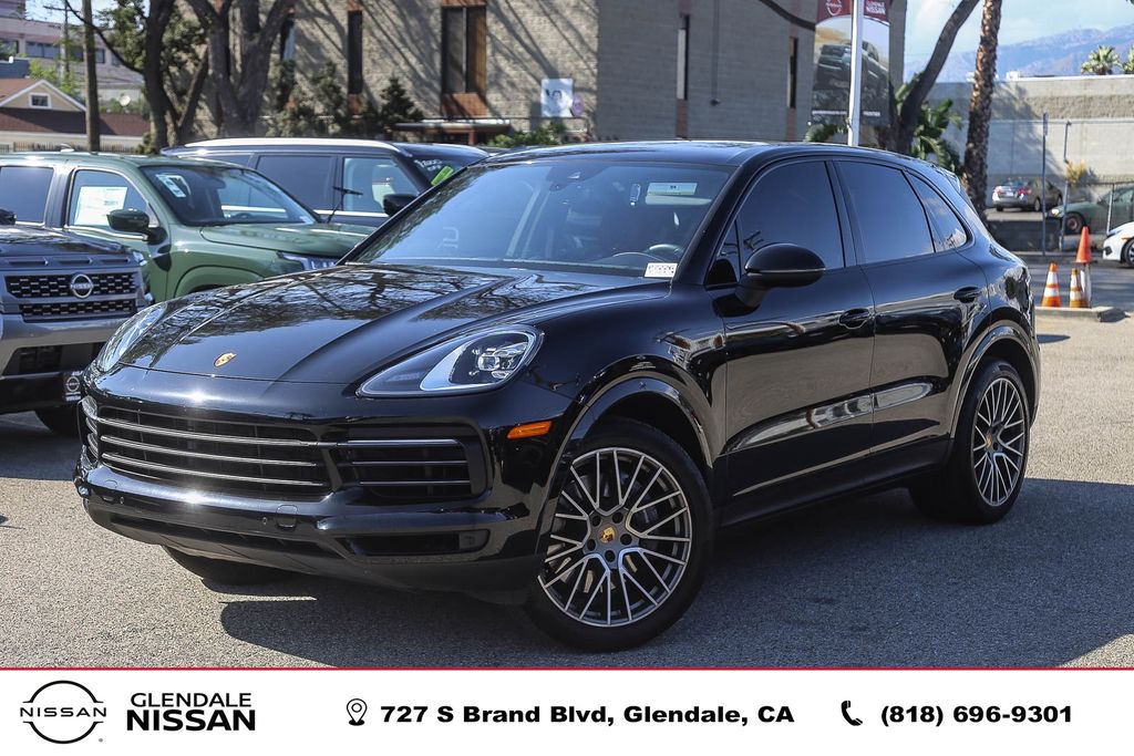 2023 Porsche Cayenne Platinum Edition AWD