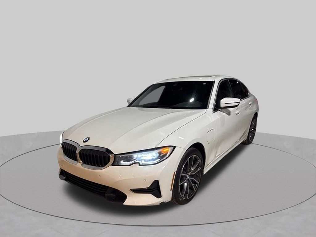 Alpine White 2021 BMW 3 Series Sedan All-Wheel Drive 8-Speed Automatic