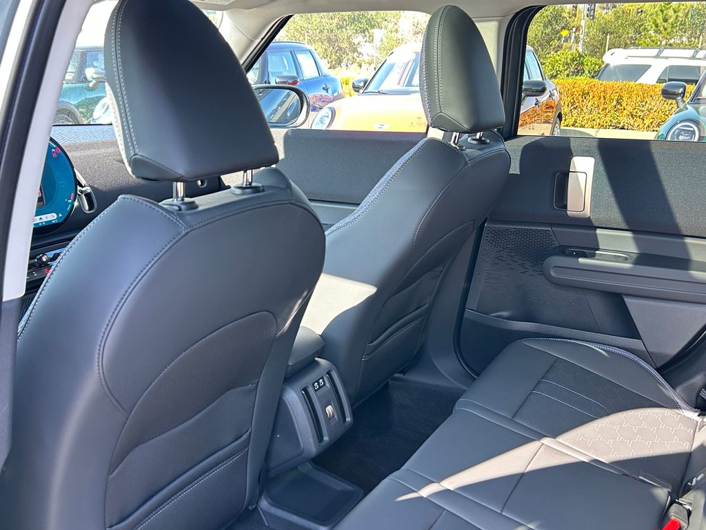 Thumbnail: 2025 MINI Cooper Countryman - 30