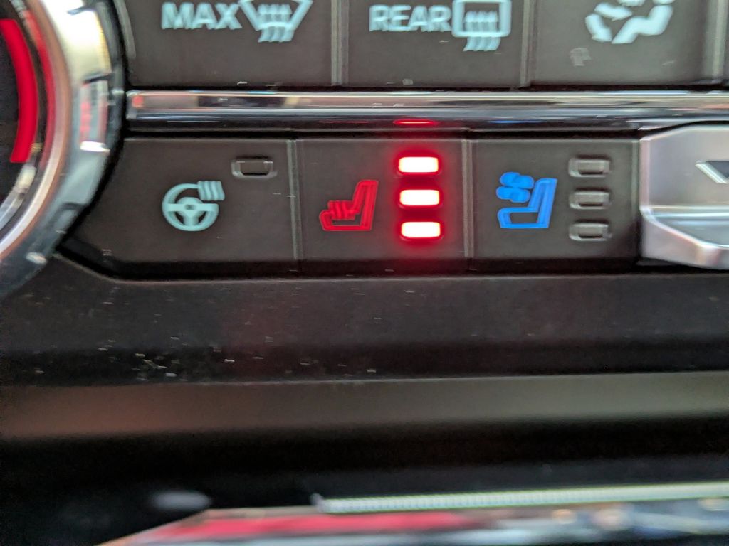 2026 Ford F-350 Super Duty LARIAT