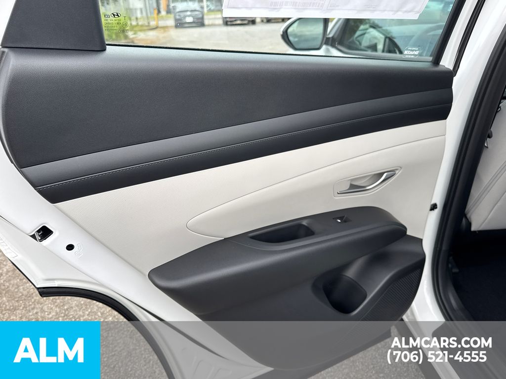 Used 2026 White Pearl Hyundai SE image 14