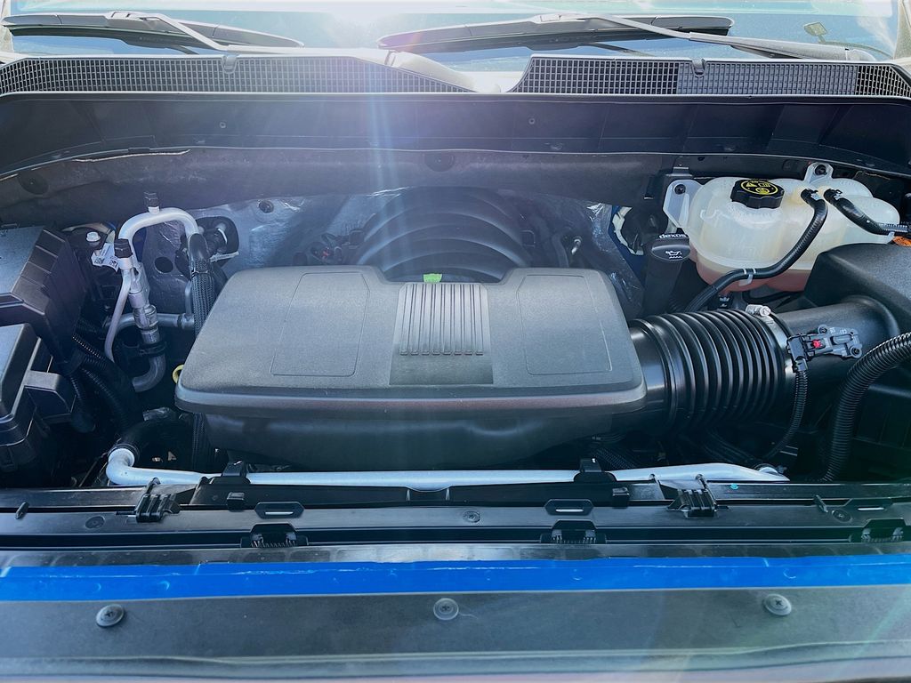 Used 2022 Blue Chevrolet LTZ image 32