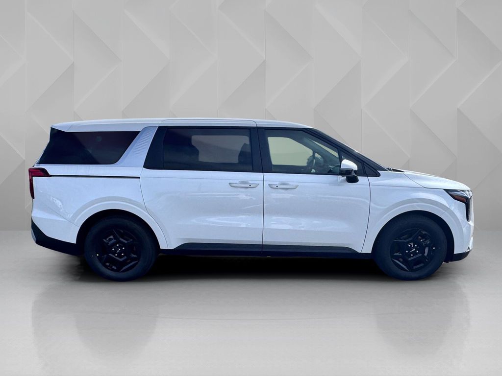 New 2026 Kia Carnival MPV Van