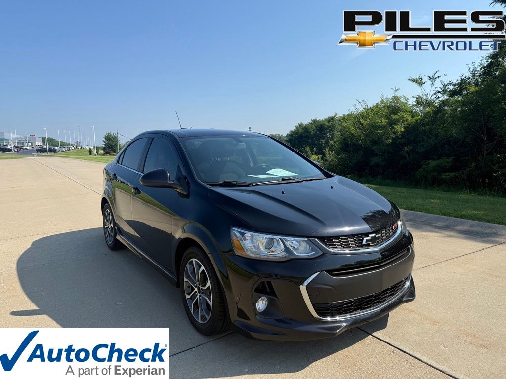Mosaic Black Metallic 2020 Chevrolet Sonic Sedan Front-Wheel Drive 6-Speed Automatic