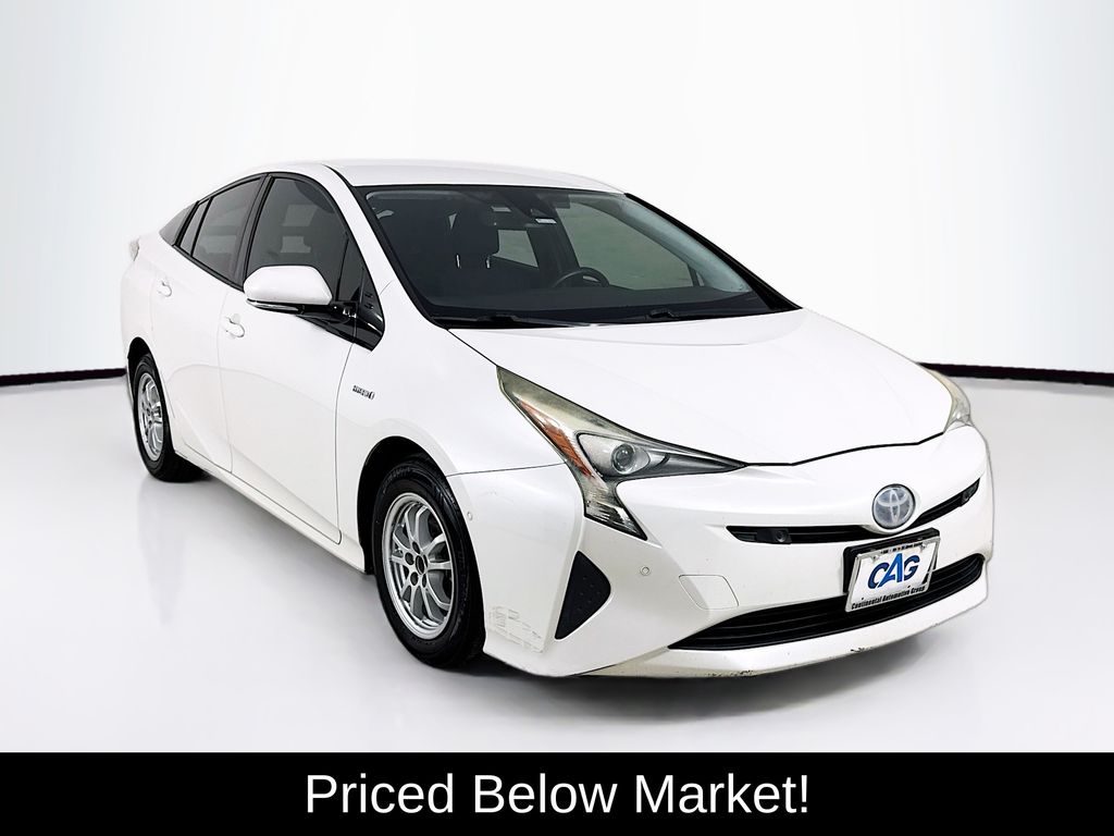 2017 Toyota Prius Two FWD
