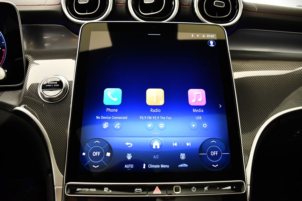 Thumbnail: 2025 Mercedes-Benz GLC - 25