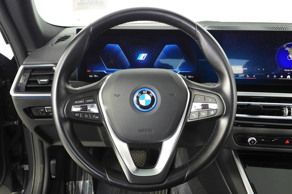Thumbnail: 2024 BMW i4 - 27