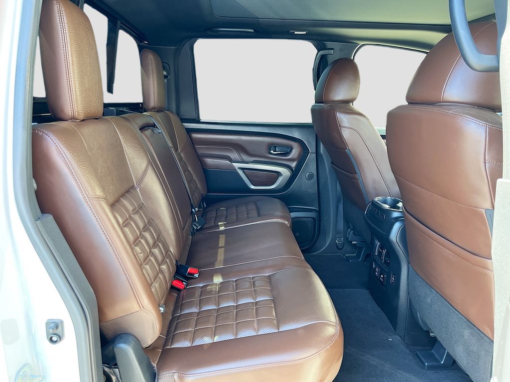 Used 2023 White Nissan Platinum Reserve image 29