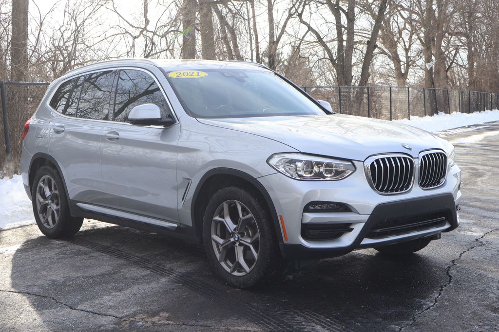 Thumbnail: 2021 BMW X3 - 10