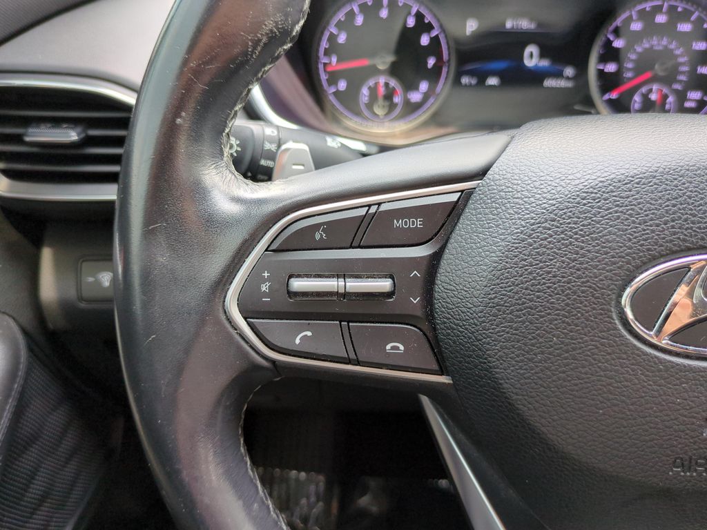 Used 2023 White Hyundai SEL image 20
