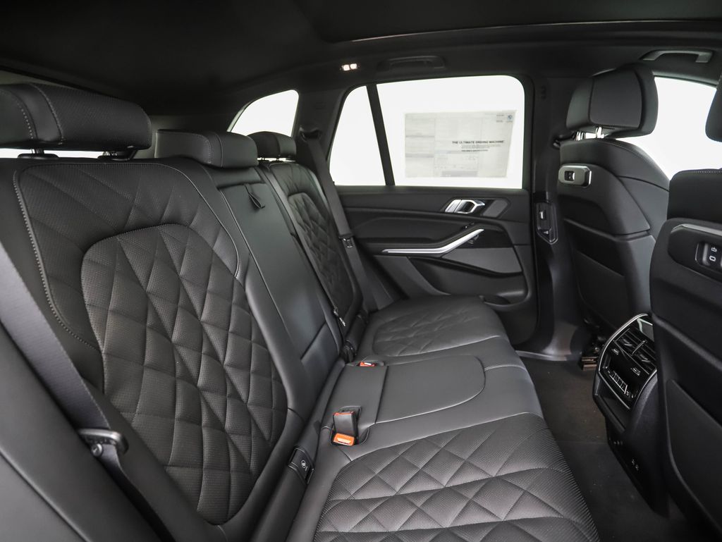 Thumbnail: 2026 BMW X5 - 27