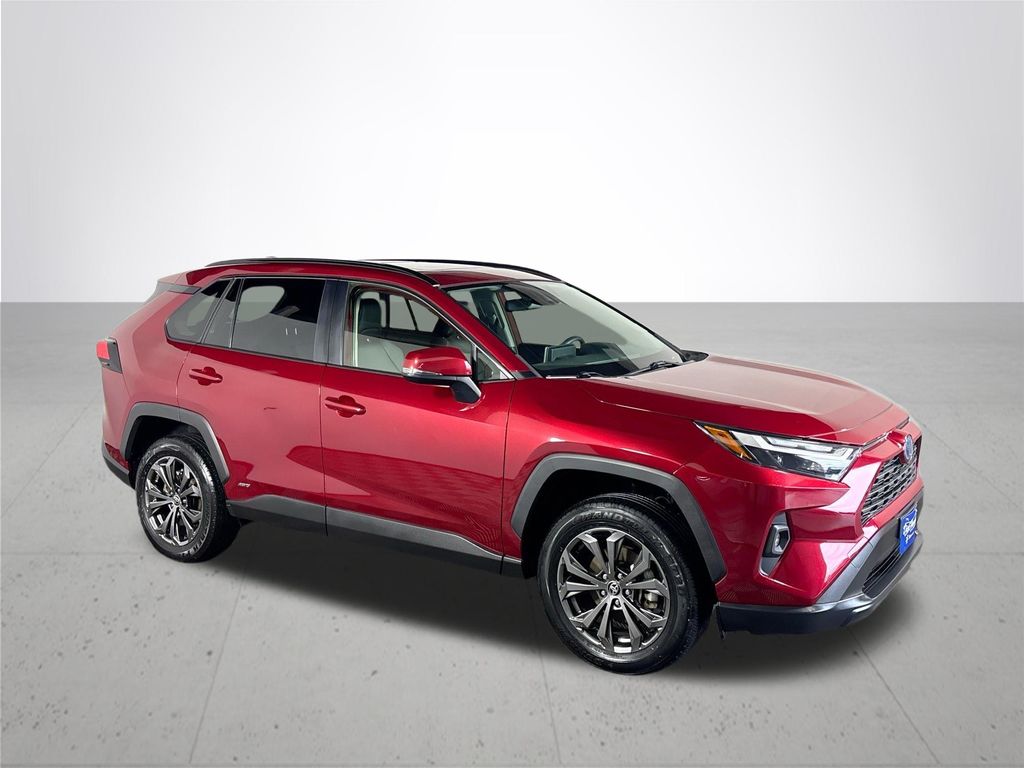 2023 Toyota RAV4 Hybrid XLE Premium