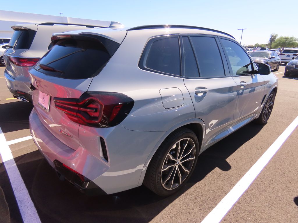 Thumbnail: 2022 BMW X3 - 3