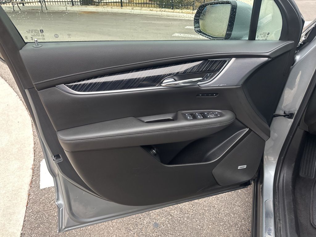 Used Car 2025 Cadillac Xt6  Premium Luxury For Sale Under $50,000 In Austin, Texas