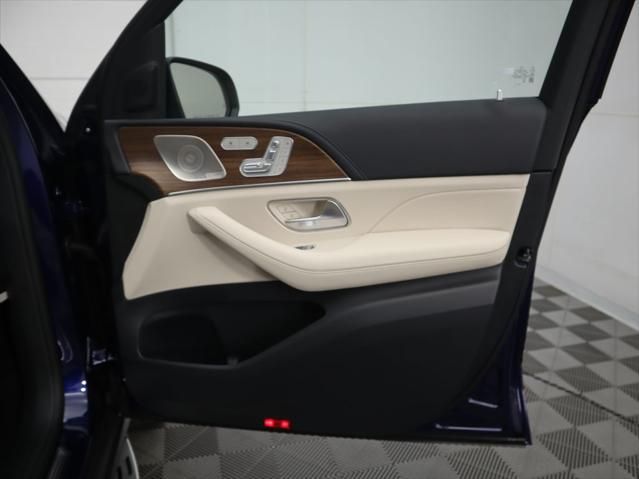 Thumbnail: 2026 Mercedes-Benz GLE - 27