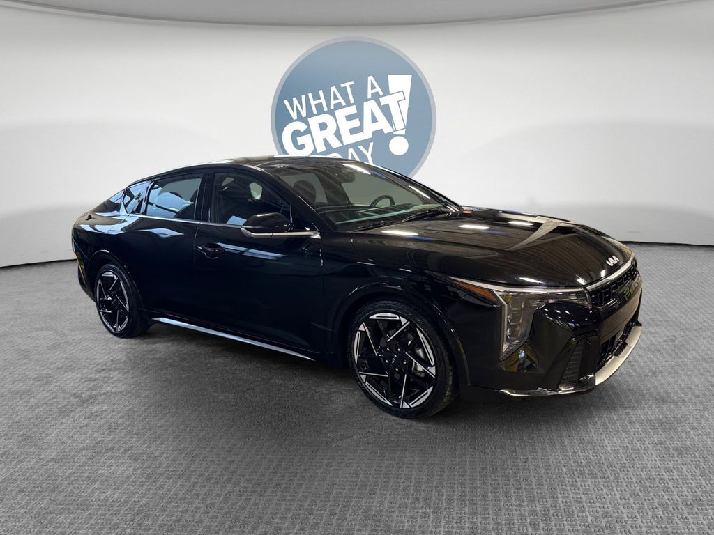 2025 Kia K4 GT-Line FWD