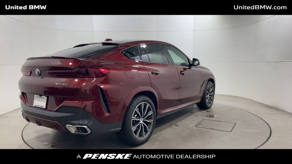 Thumbnail: 2025 BMW X6 - 8