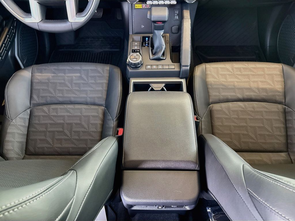 Thumbnail: 2026 Toyota 4Runner - 16