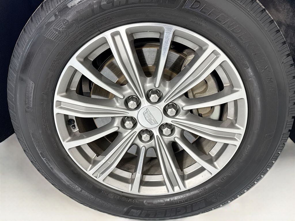 Thumbnail: 2019 Cadillac XT5 - 32