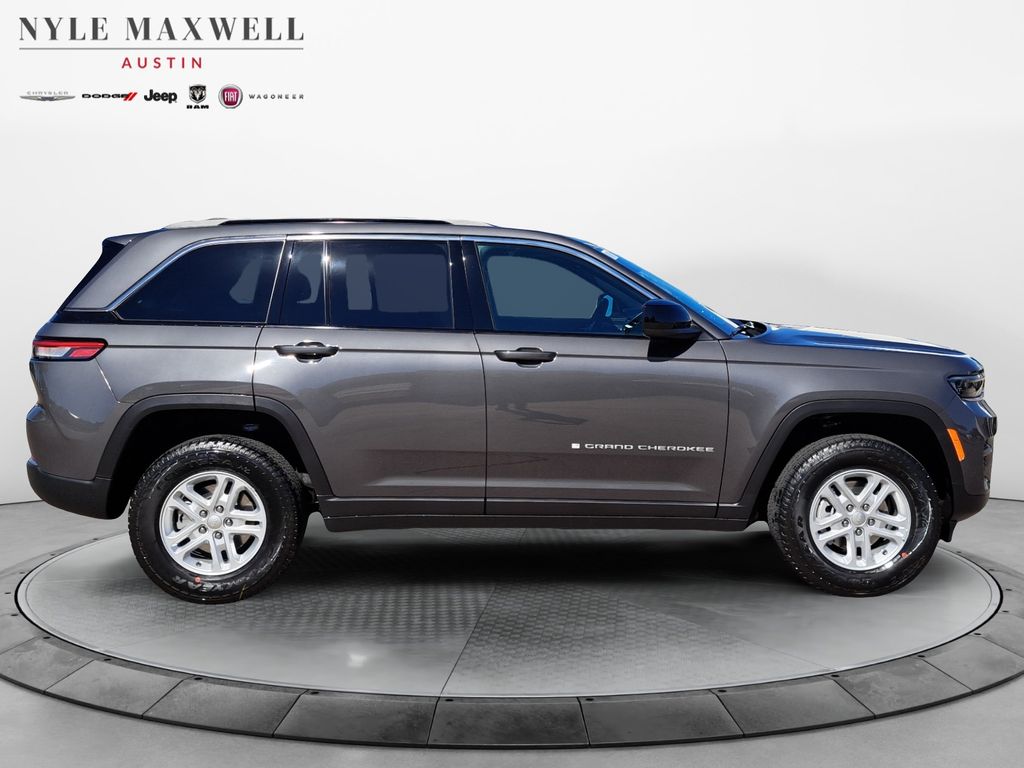 New Car 2025 Jeep Grand Cherokee  Laredo For Sale Under $35,000 In Austin, Texas