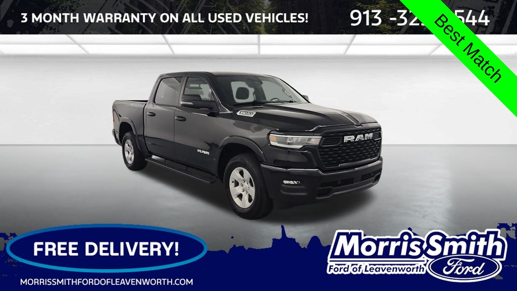 Diamond Black Crystal Pearlcoat 2025 RAM 1500 Pickup Truck Four-Wheel Drive 8-Speed Automatic