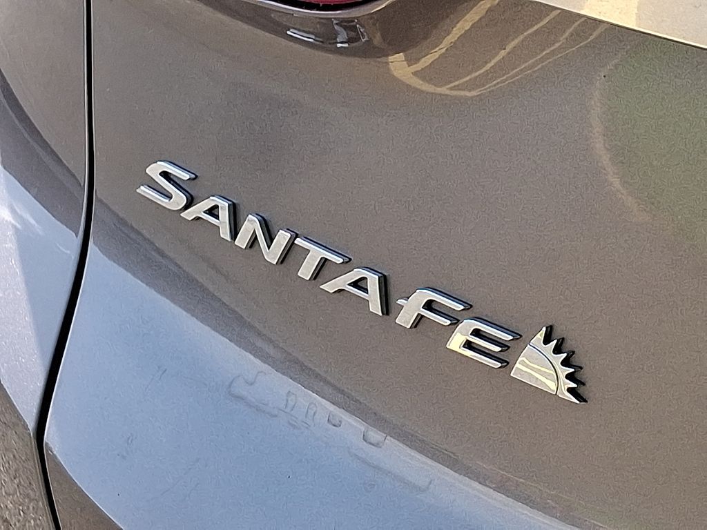 2020 Hyundai Santa Fe SE 27