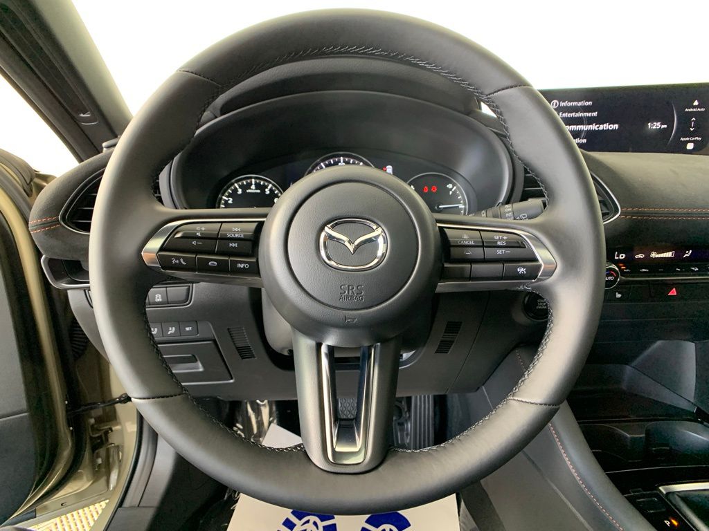 2024 Mazda Mazda3 2.5 Carbon Turbo 16