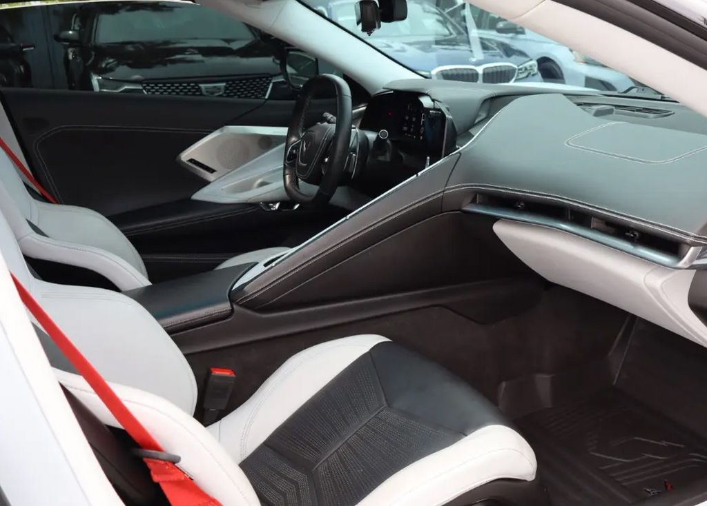2022 Ceramic White Chevrolet Corvette Stingray RWD Coupe