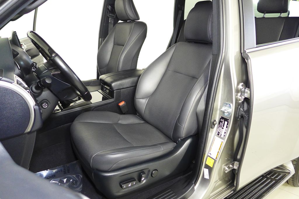 Thumbnail: 2022 Lexus GX - 22