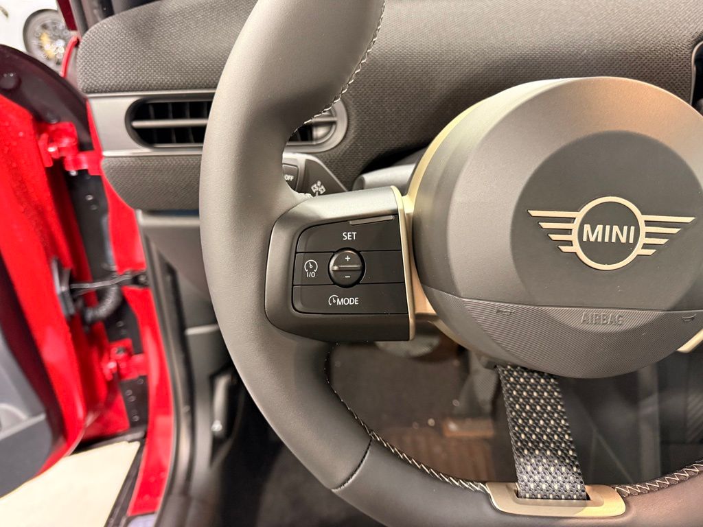 Thumbnail: 2026 MINI Cooper - 13