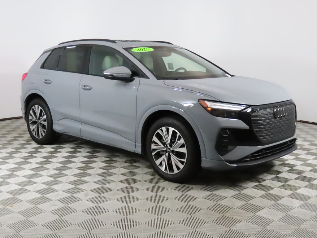 Thumbnail: 2025 Audi Q4 e-tron - 7