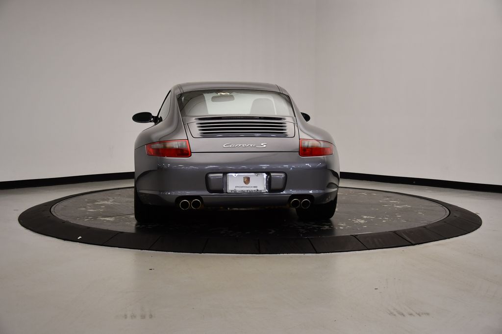 2005 Porsche 911 Carrera S 4