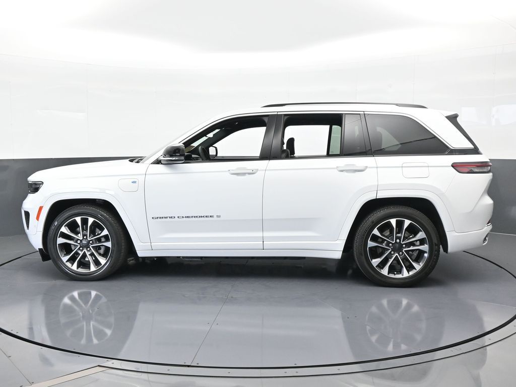 Certified 2022 Jeep Grand Cherokee Overland 4xe with VIN 1C4RJYD66N8759598 for sale in Miami, FL